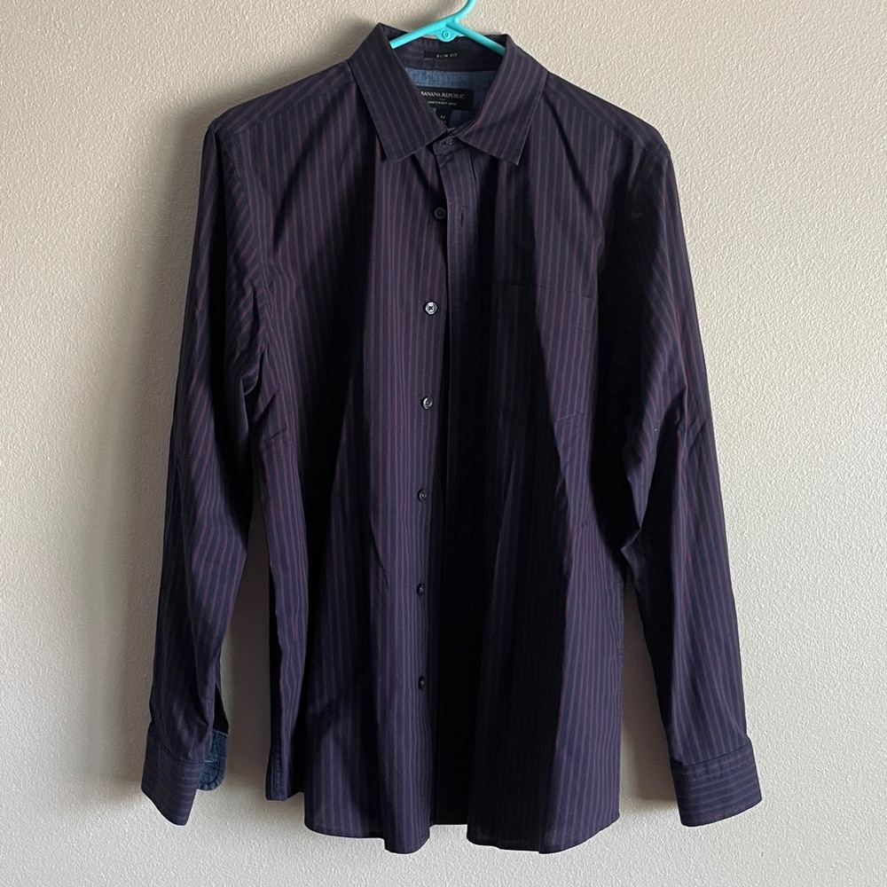 Banana Republic slim fit button down shirt